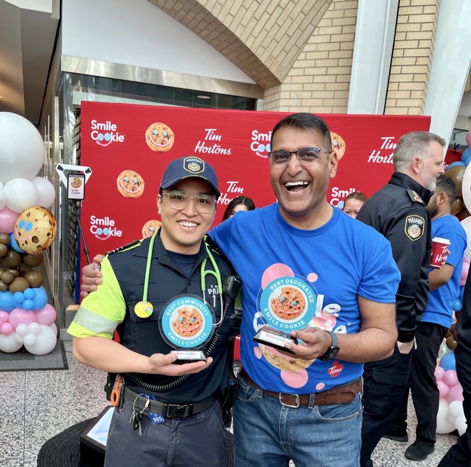 Toronto Paramedic Services tweet media