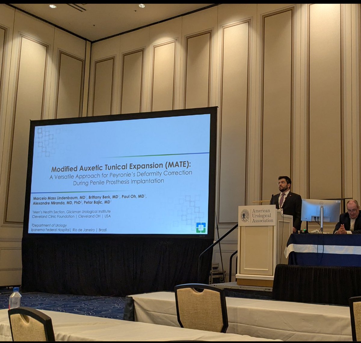 MarceloMass96's tweet image. Wrapping up my first AUA with a full heart.
It was a privilege to give a plennary talk on penile dermatology and i'm truly humbled and honored to recieve a best video award.
The best part was learning from and connecting with my mentors and friends! #AUA2025