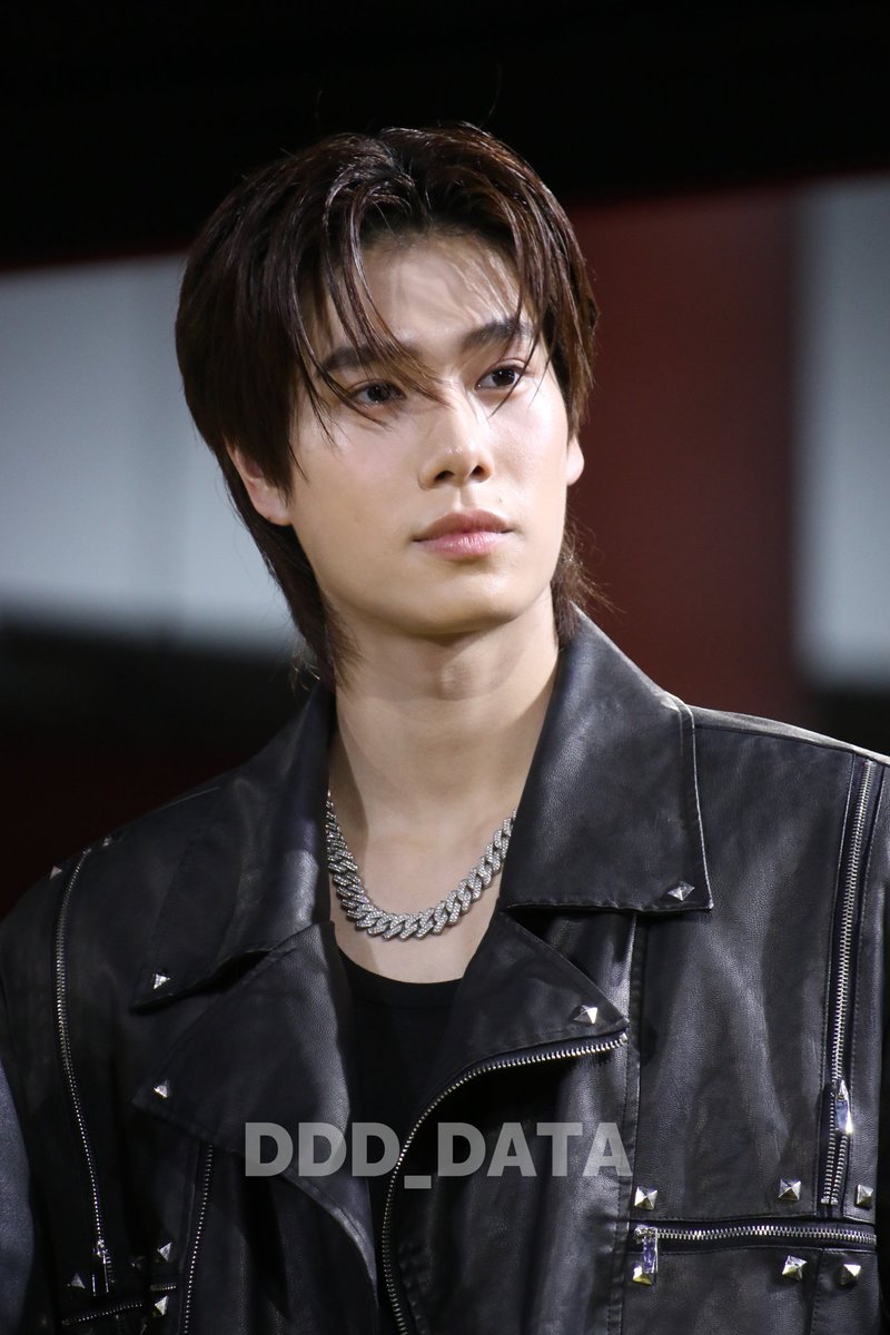 Data9856's tweet photo. 2025.04.29 
#SFxThunderboltsGala 
#phuwintang
#ThunderboltsTHxPhuwin

มีรูปขาย
[#DDD_sample] https://t.co/qdEUkkkFhp