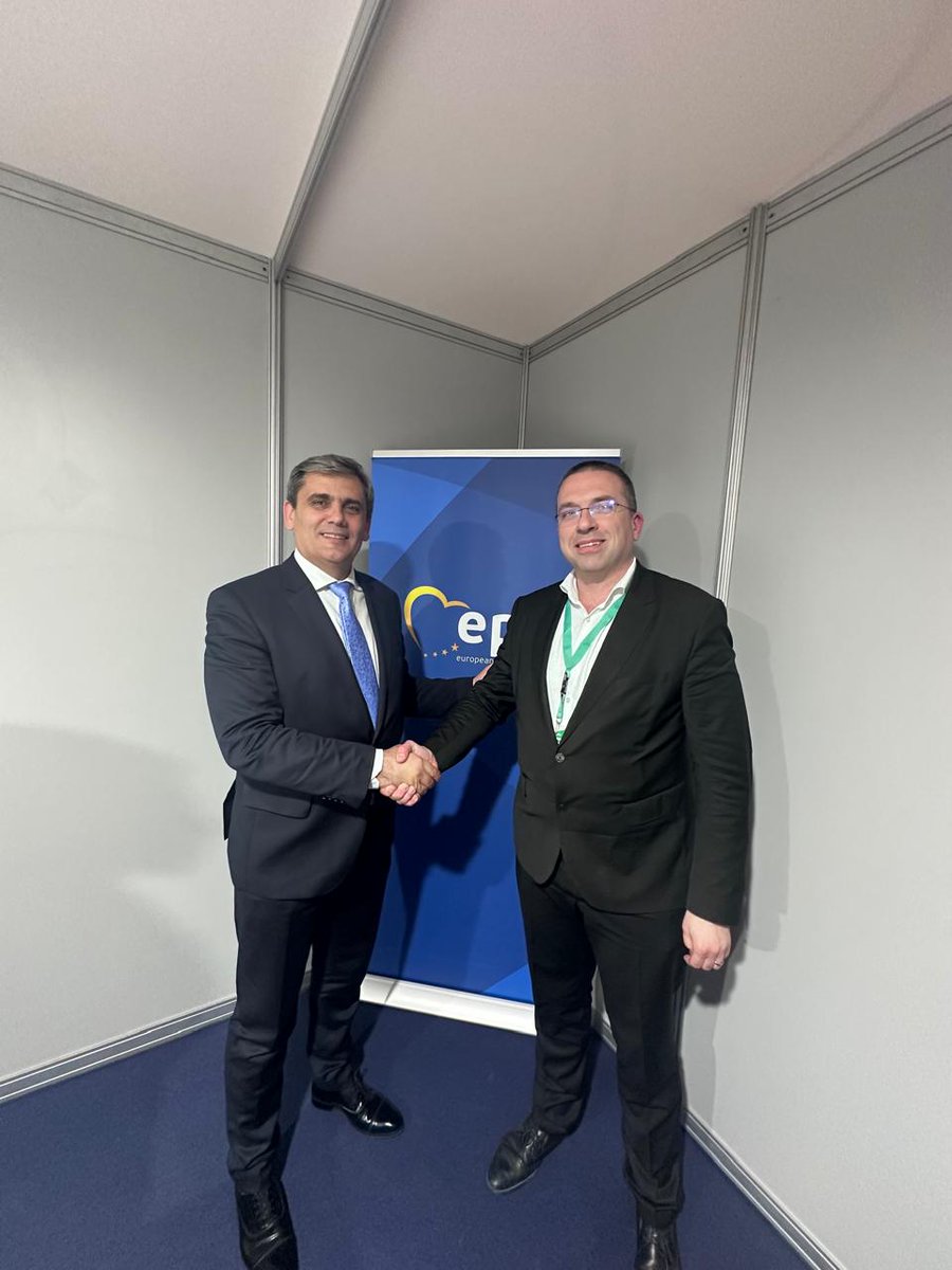 Uvijek ćemo podržavati nacionalne manjine kao jamce samostalne, suverene i europske Crne Gore. <a href="/EPPGroup/">EPP Group</a> <a href="/Bosnjacka/">Bošnjačka stranka</a>