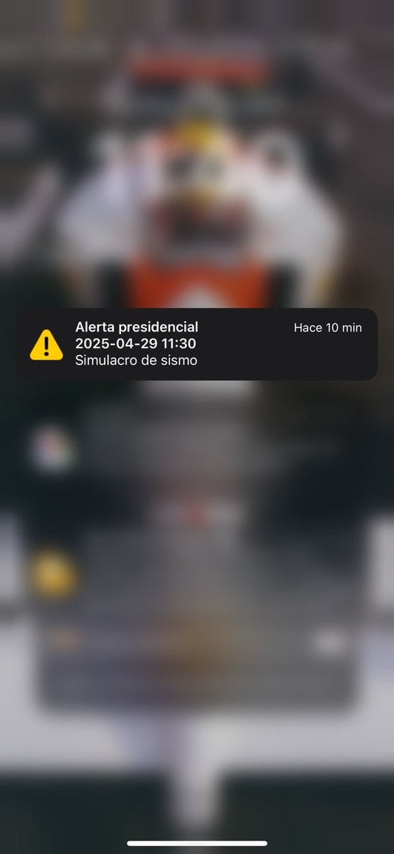 Esa perra mamada suena dlv
