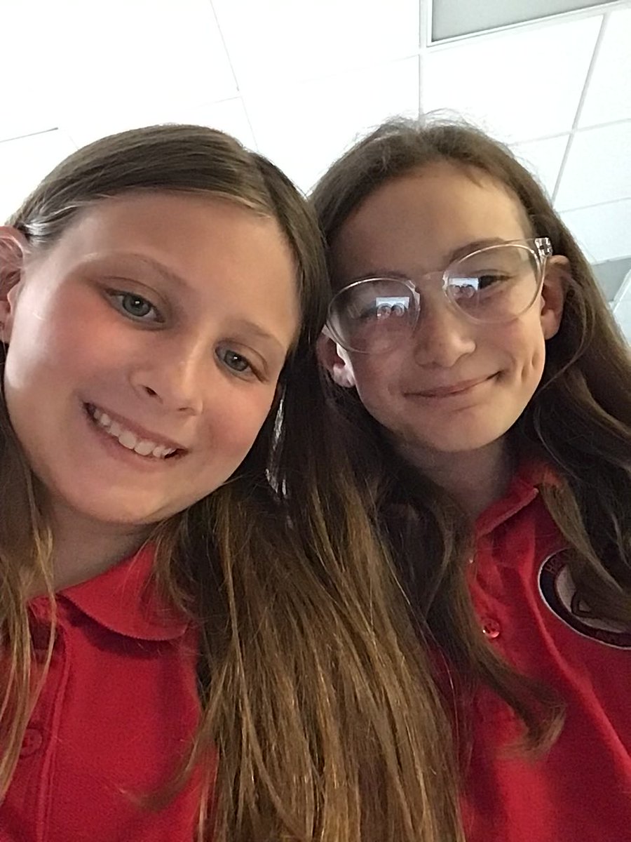 Just look at these two! ❤️