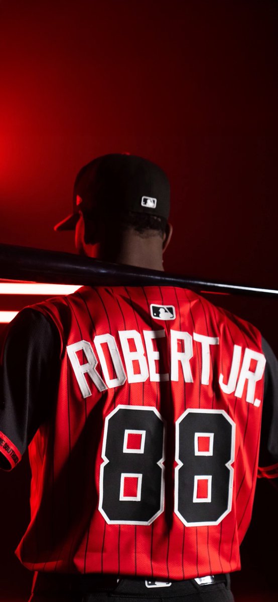 baseballograph's tweet photo. Chicago White Sox. City Connect jersey - Luis Robert Jr

📸: @MLB | #WhiteSox https://t.co/6yURPPPBEw