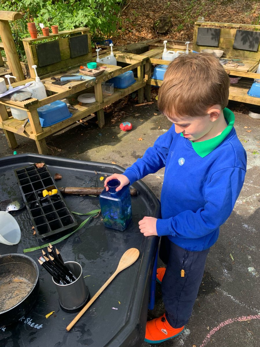 lussprimary's tweet image. We decided to get off to an early start with maths week activities to take advantage of the sunshine .We loved making potions and finding things to measure . The older children even made us an obstacle course .
@MathsWeekScotland
@30DaysWild