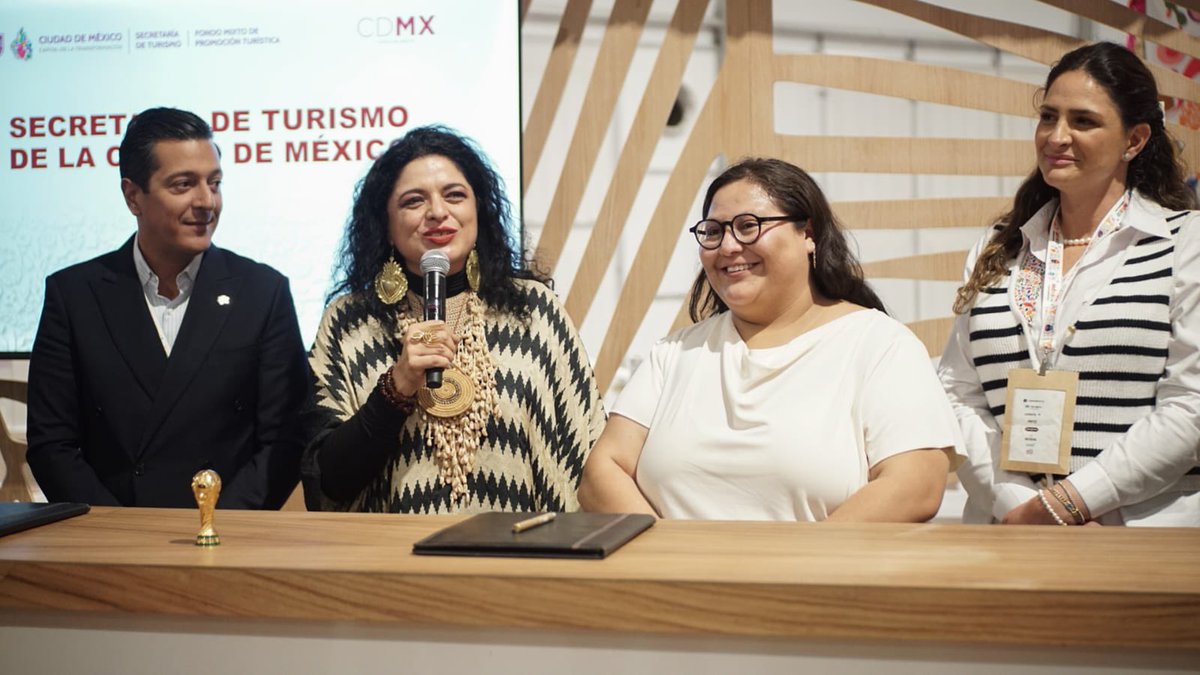 Alejandra Frausto tweet media