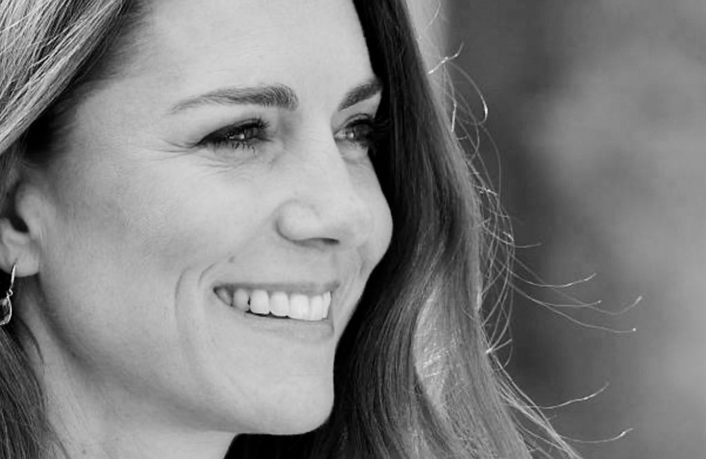 duchess_salty's tweet photo. @people Her name is Catherine.
#PrincessCatherine
#PrincessofWales
#LadyofTheIsles
#DuchessofRothesay
#CountessofCarrick
#BaronessofRenfrew
This lady is our future Queen and hasn’t been a Middleton for 14 years.
❤️ https://t.co/SOvwvcDPFY