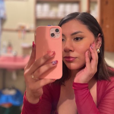 its_anadav's tweet photo. #NuevaFotoDePerfil https://t.co/6e4UKRIHxD