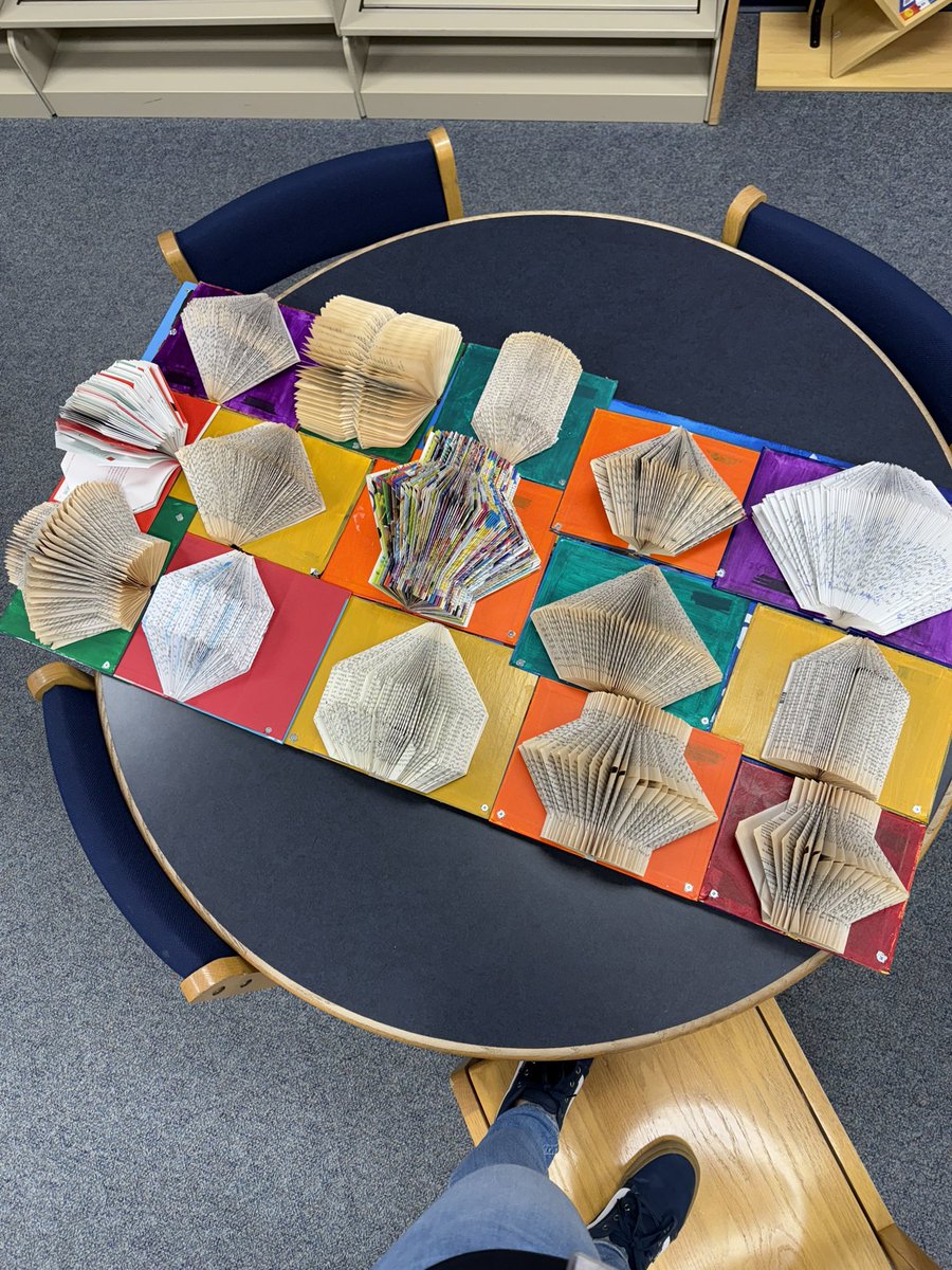 Mrs. Marmolejo SRMS (@imarmolejo_srms) on Twitter photo Take a look at these masterpieces created by our talented Generals. Our Sun Ridge MS art teacher, Mrs. Castillo, and her students created these stunning art pieces using recycled materials including weeded library books! 🎨 📚#TeamSISD <a href="/SRMS_Generals/">Janet Carrillo</a> <a href="/ICastillo_SRMS/">Ileana Castillo</a> Take a look at these masterpieces created by our talented Generals. Our Sun Ridge MS art teacher, Mrs. Castillo, and her students created these stunning art pieces using recycled materials including weeded library books! 🎨 📚#TeamSISD <a href="/SRMS_Generals/">Janet Carrillo</a> <a href="/ICastillo_SRMS/">Ileana Castillo</a>