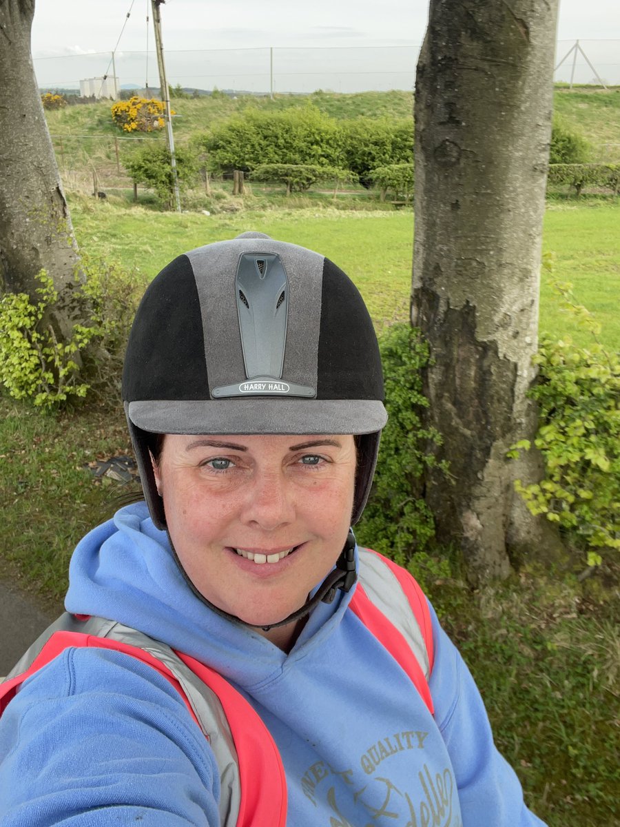 JudithT0911's tweet image. Nice wee Tuesday night walk with Topaz 🤩