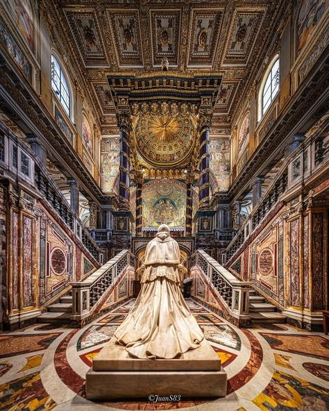 You think Rome’s churches are beautiful?

They are not only beautiful, but they were also built to break you ....

To remind you that life is short, power is fragile, and even kings kneel before death.

You’ll never look at them the same way again. 🧵👇