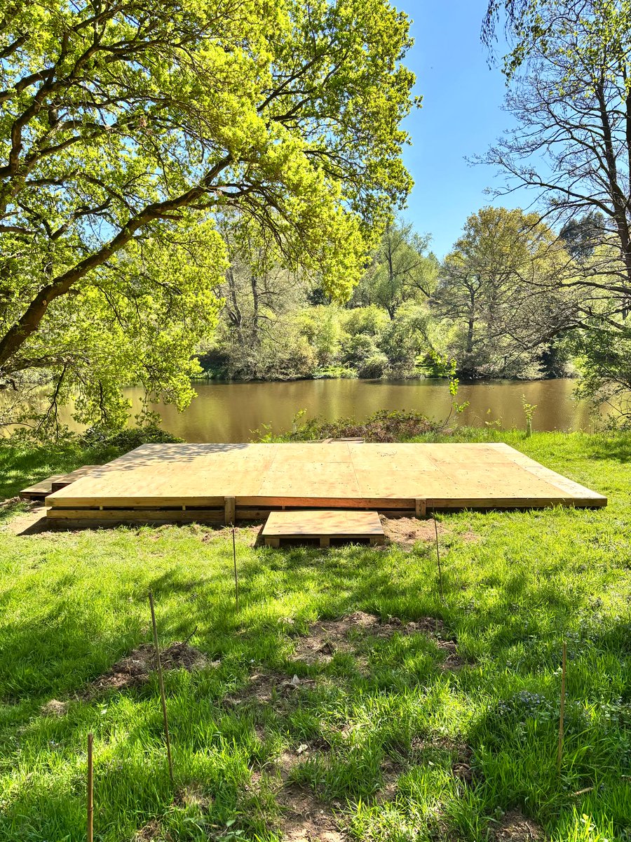 BbrookTheatre's tweet photo. Making the most of the weather to get a bit more building in. Want to come see it for yourself? Why not book a ticket for one of our shows this Summer! https://t.co/r8m9YzVwYL https://t.co/NYh9Yxr5p0