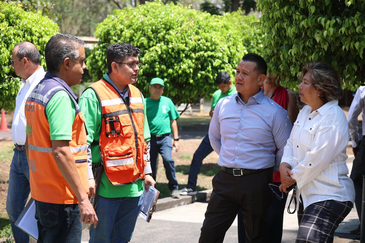 Con estricto orden y responsabilidad, personal de las distintas dependencias estatales participó en el Primer Simulacro Nacional 2025. #MichoacánEsMejor