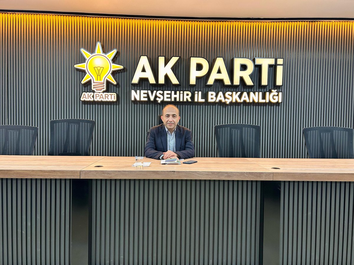 Merkez İlçe Başkanlığı olarak haftalık olağan toplantımızı gerçekleştirdik. Gündemimizi değerlendirdik, çalışmalarımıza kararlılıkla devam ediyoruz.