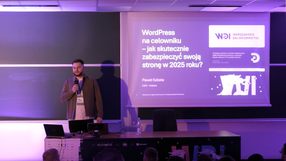 Z lekkim poślizgiem, ale z głową pełną wrażeń wracam do <a href="/WDI_conference/">Warszawskie Dni Informatyki</a> ! 🎤

5 kwietnia w ramach ścieżki Cybersecurity by <a href="/TheHackSummit/">The Hack Summit</a> mówiłem o zabezpieczaniu WordPressa w 2025. 🔒

Sesja “hot”, sala pełna – ~200 osób!

Świetne pytania, dyskusje i energia!
Ocena 4.0/5.0 –