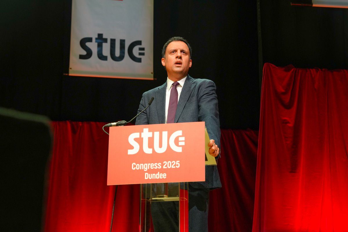 Today I addressed #STUC25 about the need for a proper industrial strategy to deliver jobs and prosperity for Scottish workers. 

As First Minister I will end the neglect of Scottish Industry and work with unions and businesses to make Scotland thrive.