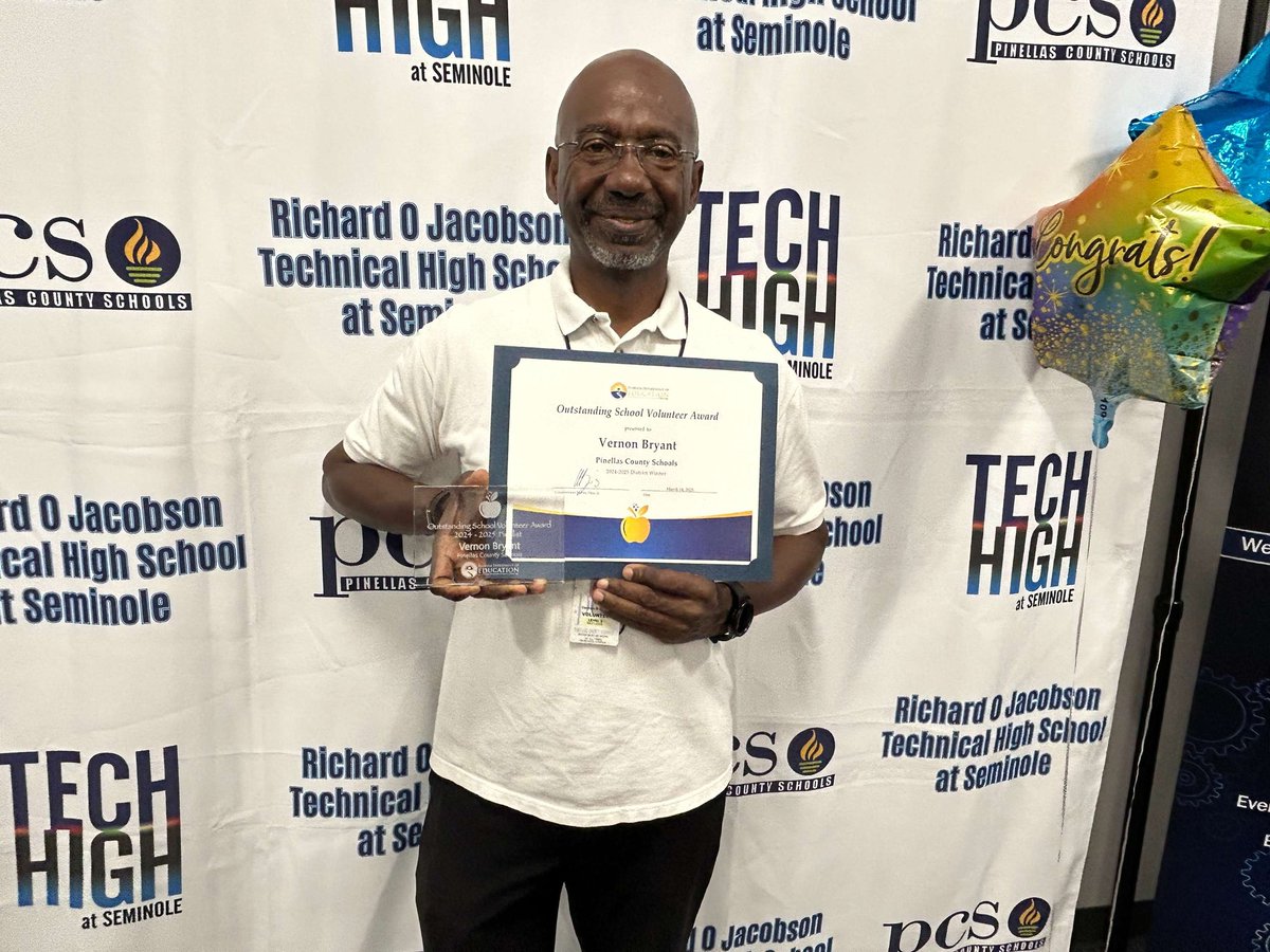 Congratulations to Take Stock volunteer mentor Vernon Bryant on being named  Pinellas County Schools' Senior Volunteer of the Year! That's not all; he's also a state finalist for Florida's Outstanding Senior Volunteer Award! Read more here: takestockinchildren.org/take-stock-pin… #volunteermonth