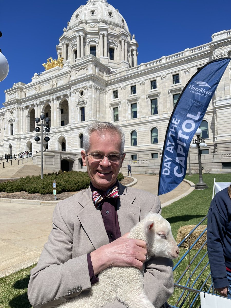 threeriverspark's tweet image. Senator @JohnMarty was waylaid on the way to session by an adorable lamb at Three Rivers Park District Day at the Capitol.