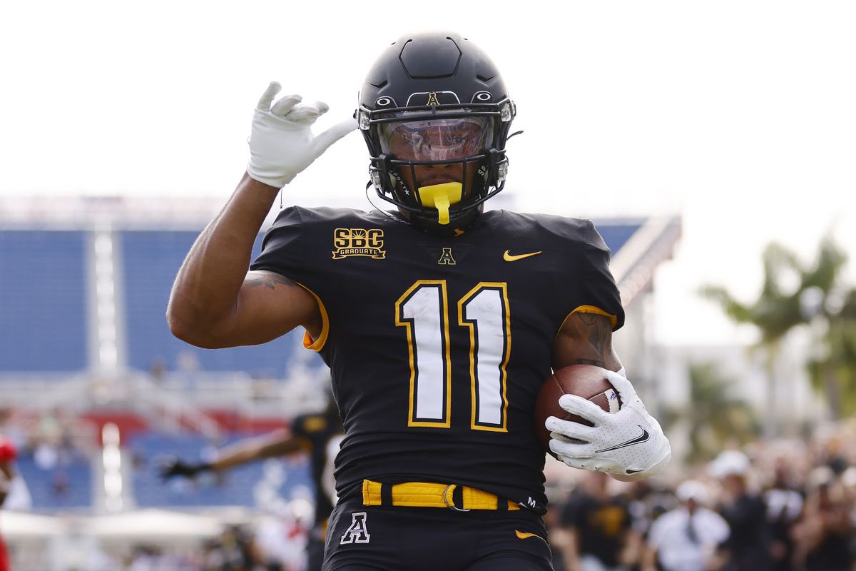 Dedrick Kimbrough (@the1_dk) on Twitter photo Extremely blessed to receive another 🅾️ffer from App State!! <a href="/coachmarkf/">Mark Freeman</a> <a href="/bcostanzo1/">Bradley Costanzo</a> <a href="/RecruitWarriors/">Thompson Recruiting</a> <a href="/CClemente247/">Christian Clemente</a> <a href="/TomLoy247/">Tom Loy</a> <a href="/adamgorney/">Adam Gorney</a> <a href="/ChadSimmons_/">ChadSimmons</a> <a href="/samspiegs/">Sam Spiegelman</a> Extremely blessed to receive another 🅾️ffer from App State!! <a href="/coachmarkf/">Mark Freeman</a> <a href="/bcostanzo1/">Bradley Costanzo</a> <a href="/RecruitWarriors/">Thompson Recruiting</a> <a href="/CClemente247/">Christian Clemente</a> <a href="/TomLoy247/">Tom Loy</a> <a href="/adamgorney/">Adam Gorney</a> <a href="/ChadSimmons_/">ChadSimmons</a> <a href="/samspiegs/">Sam Spiegelman</a>