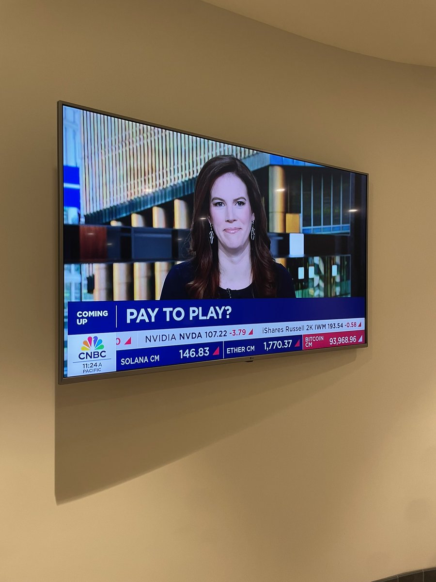 Every time I walk by a TV with financial news on, I see how long it takes for bitcoin to get mentioned. 

Years ago, it’d take 5–10 minutes — or never. 

Now? It’s usually about 10 seconds. 

It ain’t sexy, but this is what adoption looks like.