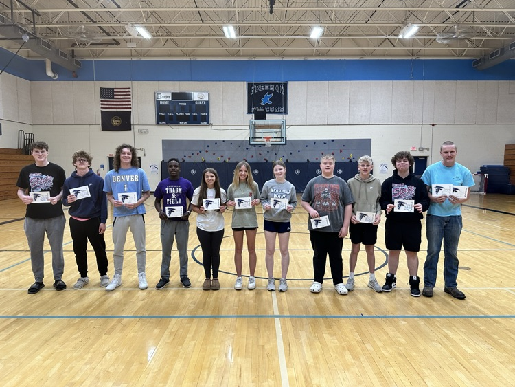 Freeman_Falcons's tweet photo. At☀️today’s🗣️assemblies we👏🏻acknowledged👩🏼🦱students whom our👨🏼🏫Faculty & Staff✍🏻recognized‼️
Across the🗓️month of☔️April these👩🏻👱🏻♂️students in some💙way, shape, or form💪🏻exemplified one of the pillars that🧱make up our #FalconWay‼️
#WeAreFreeman🐦 https://t.co/4tsXVcHlpQ