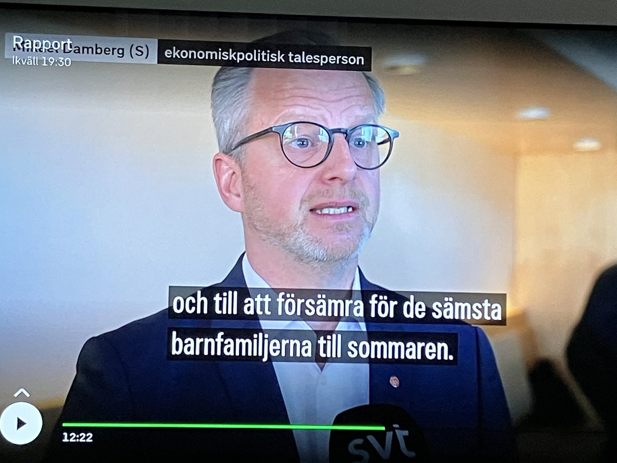 Vad säger han? Rapport 19:30 ikväll, ca 12 minuter in i sändningen.