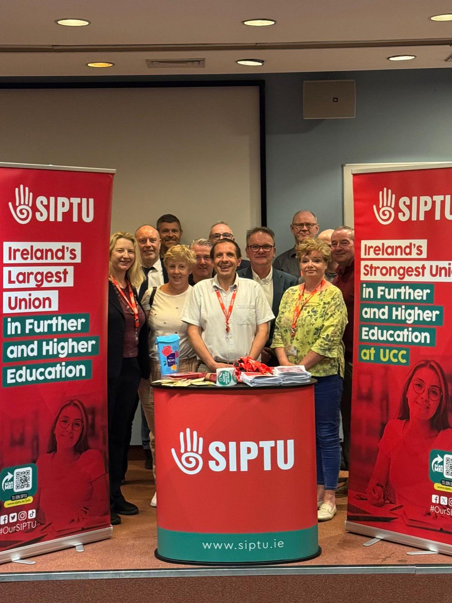 karlosbyrne's tweet photo. Really great Union Day session in UCC. Informative chats around the Public Services Agreement and T&amp;C’s. A few new members too! https://t.co/nXigGHLuQd