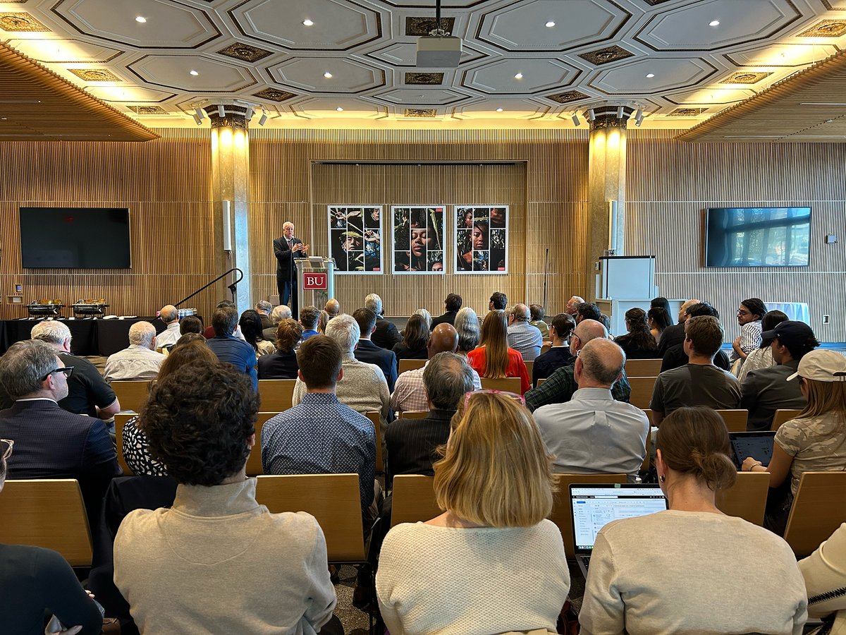 Jorge Heine (@jorgeheinel) on Twitter photo Postales d #Boston : "El #NoAlineamientoActivo y la competencia entre grandes potencias" : mi Clase Magistral con ocasion de mi retiro del
<a href="/BUPardeeSchool/">Pardee School of Global Studies, Boston University</a>. Eternamente agradecido por seis años muy gratificantes! Estudiantes d todo el mundo, colegas d primera !
<a href="/sebastian_gray/">Sebastián Gray</a> Postales d #Boston : "El #NoAlineamientoActivo y la competencia entre grandes potencias" : mi Clase Magistral con ocasion de mi retiro del
<a href="/BUPardeeSchool/">Pardee School of Global Studies, Boston University</a>. Eternamente agradecido por seis años muy gratificantes! Estudiantes d todo el mundo, colegas d primera !
<a href="/sebastian_gray/">Sebastián Gray</a>