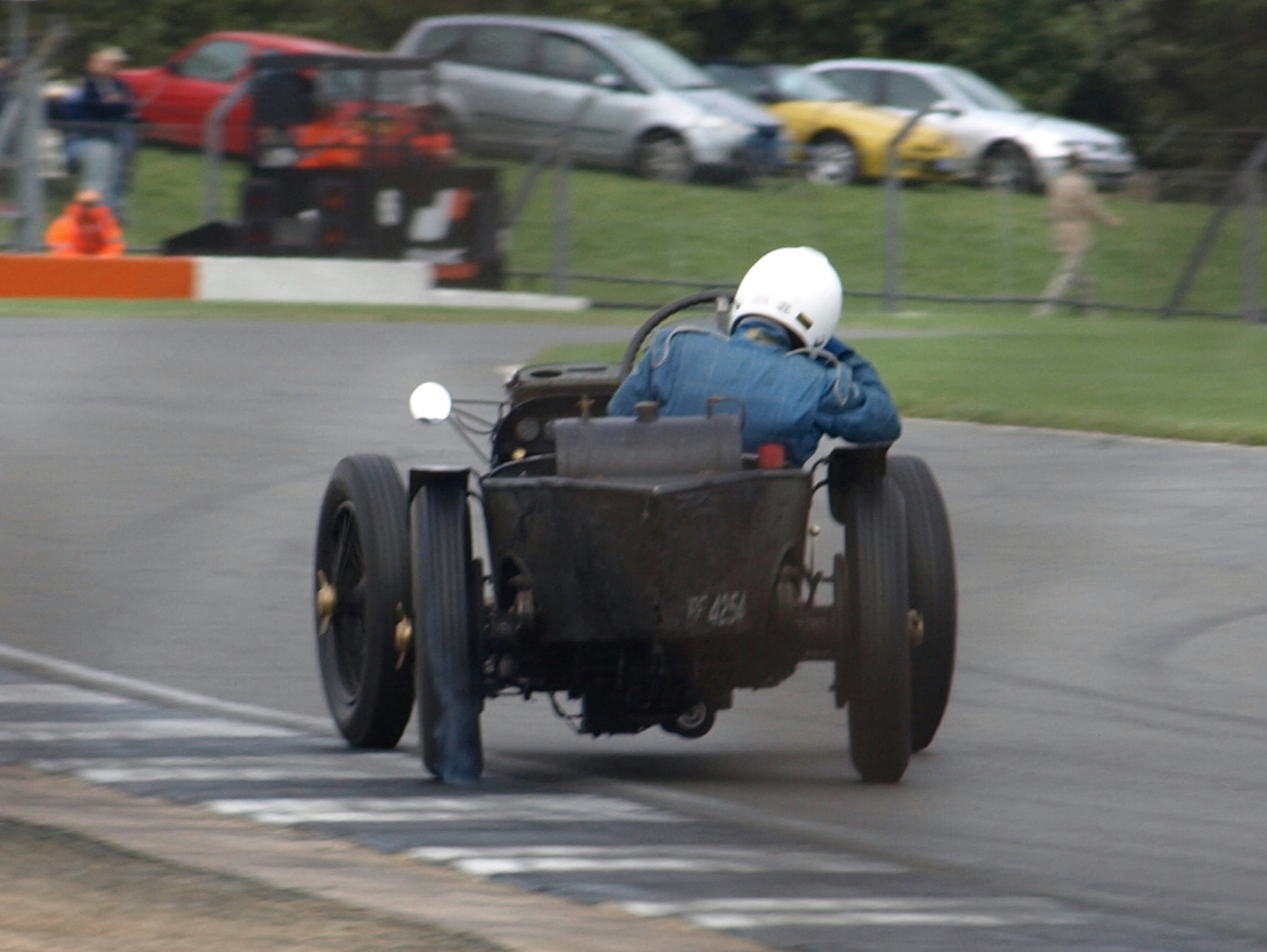 sgh38's tweet image. few from the VSCC See Red Meeting at Donington #Donington #VSCC #Bugatti