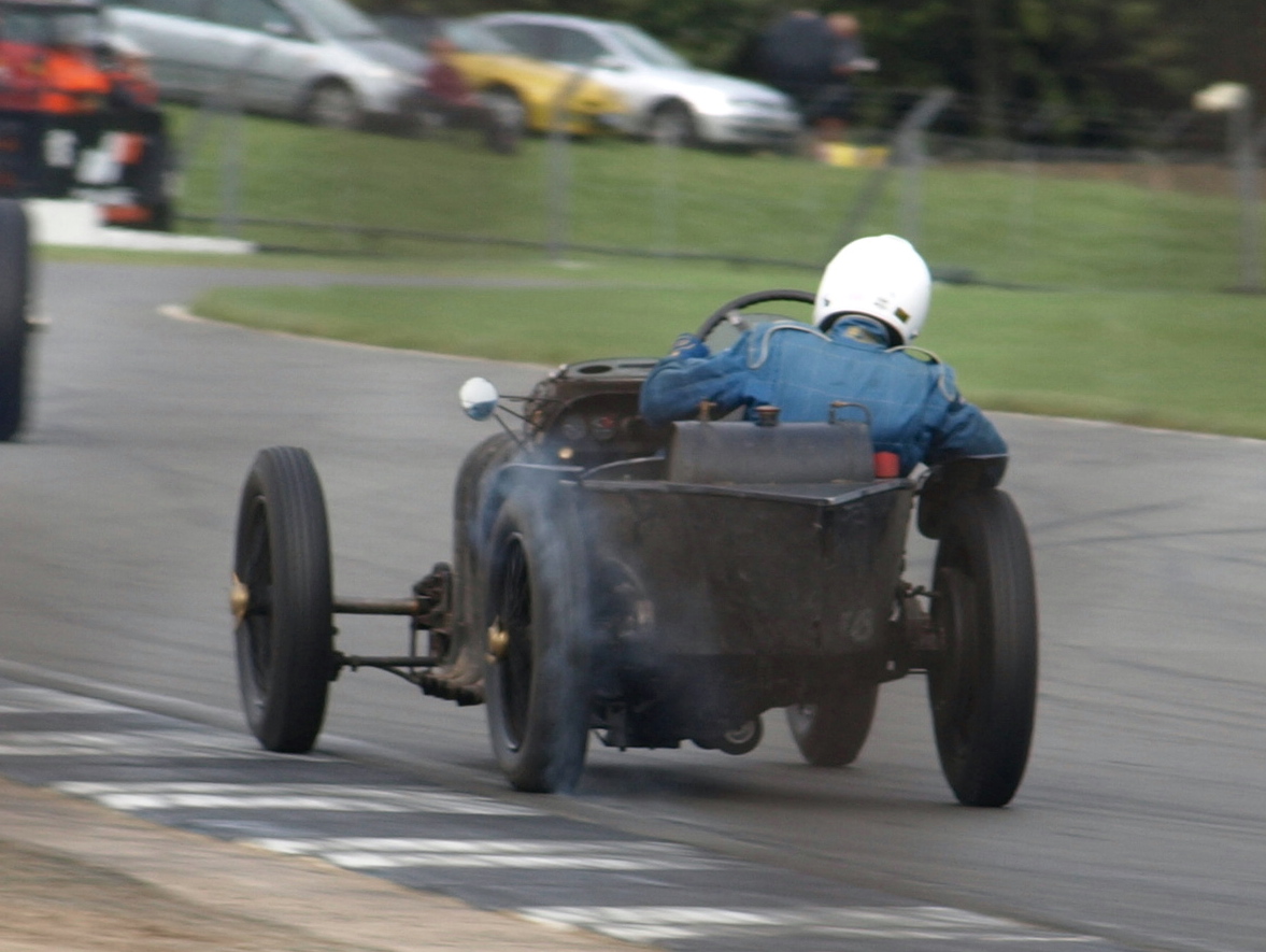 sgh38's tweet image. few from the VSCC See Red Meeting at Donington #Donington #VSCC #Bugatti