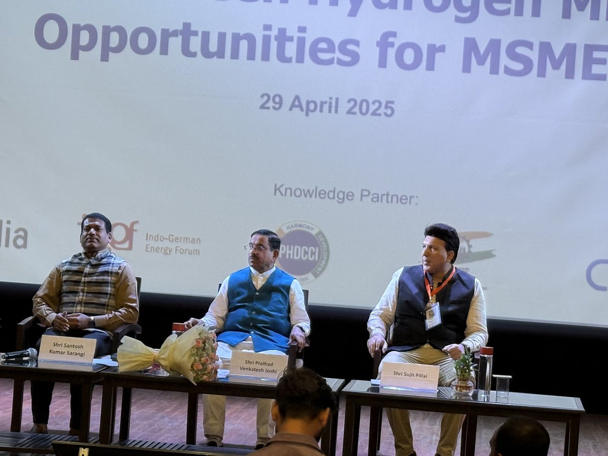 Siddharth R Mayur सिद्धार्थ आर मयूर 🇮🇳 (@h2esid) on Twitter photo It is heartening to see the initiatives undertaken by <a href="/mnreindia/">Ministry of New and Renewable Energy (MNRE)</a> for the inclusion of MSME companies in the National Green Hydrogrn Mission.
I was privilaged to attend the One day Workshop conducted by MNRE along with knowledge partners <a href="/GH2India/">GH2 India</a> <a href="/IGEFSO/">IGEF</a> <a href="/phdchamber/">PHD Chamber</a> <a href="/minmsme/">Ministry of MSME</a> It is heartening to see the initiatives undertaken by <a href="/mnreindia/">Ministry of New and Renewable Energy (MNRE)</a> for the inclusion of MSME companies in the National Green Hydrogrn Mission.
I was privilaged to attend the One day Workshop conducted by MNRE along with knowledge partners <a href="/GH2India/">GH2 India</a> <a href="/IGEFSO/">IGEF</a> <a href="/phdchamber/">PHD Chamber</a> <a href="/minmsme/">Ministry of MSME</a>