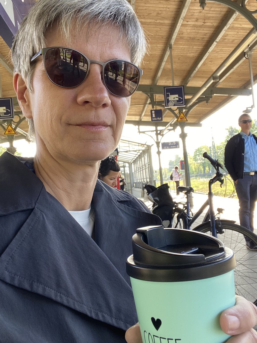 Birgit Lamm (@birgitlamm) on Twitter photo Coffee to go - enjoying the sunny morning commute to a meeting in #springtime #Berlin <a href="/BVG_Kampagne/">Weil wir dich lieben</a> Coffee to go - enjoying the sunny morning commute to a meeting in #springtime #Berlin <a href="/BVG_Kampagne/">Weil wir dich lieben</a>