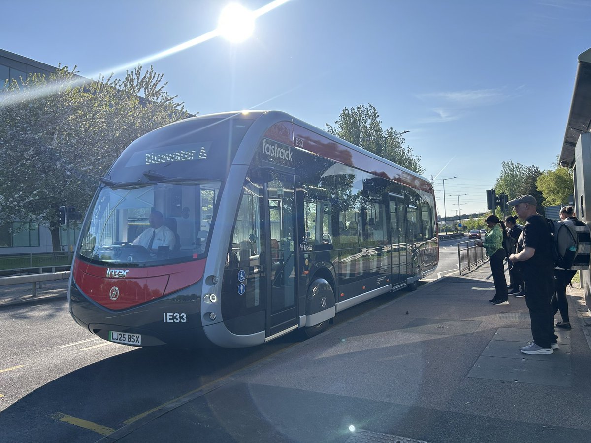 Arrivabus7 tweet media