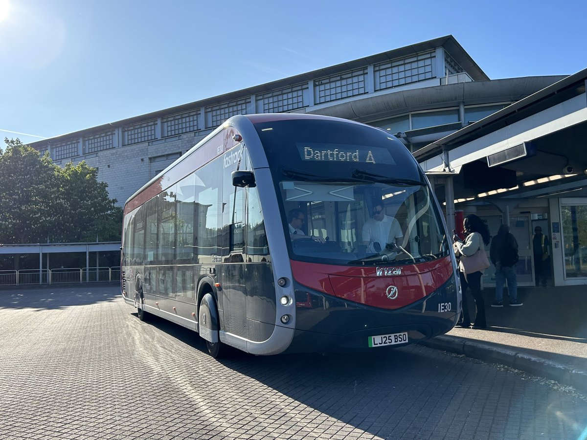 Caught up with some of the new arrivals in the Kent Thameside area today. Northfleet received 4020 from Colchester today, it’s seen about to go out onto 480s this afternoon. Go Ahead also had some Irizar IE Trams on the A today, quirky vehicles but the air con was lovely!