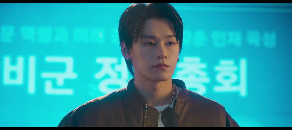 shelovenctxt's tweet image. estaba paralizado con mucho miedo y no me podía mover 

#StudyGroup #StudyGroupEp7