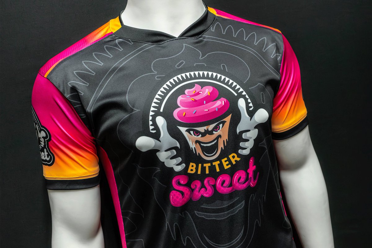 Stand out at events by wearing the jersey of the sweetest org in esports! 

Use code “BITTERSWEET” at check out for 10% off 🧁 

🔗 
arma.gg/collections/bi…