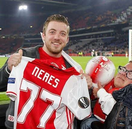 daanherpen's tweet photo. @OH20FS David Neres ❤️ ajax schalke 04 https://t.co/aAeUllihqf