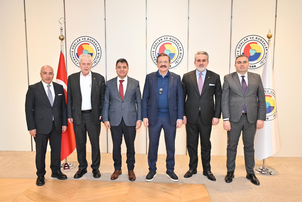 TOBB Türkiye Özel Güvenlik Hizmetleri Sektör Meclis Başkanı Serdar Gökhan Arıkan ve meclis üyelerini Birliğimizde ağırladık. Nazik ziyaretleri için teşekkür ederim.