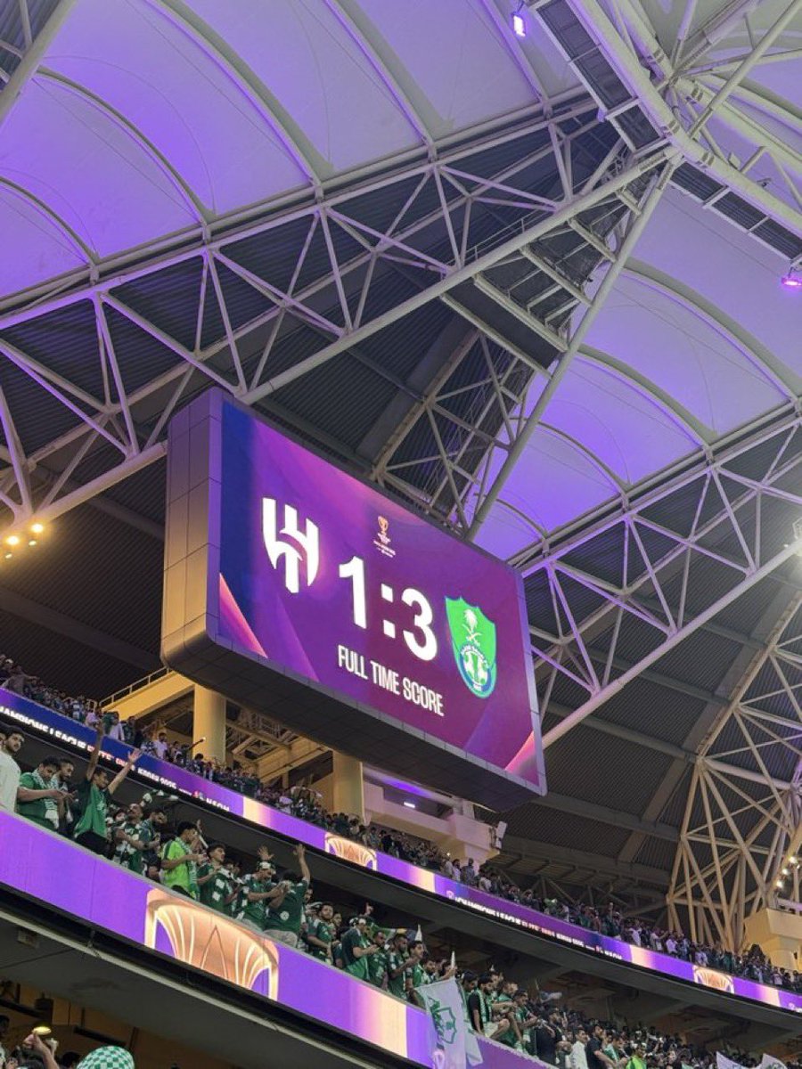 _fq1j's tweet image. إذا فاز الاهلي تنام الأرض؟؟؟؟؟؟؟ 💚💚💚💚💚