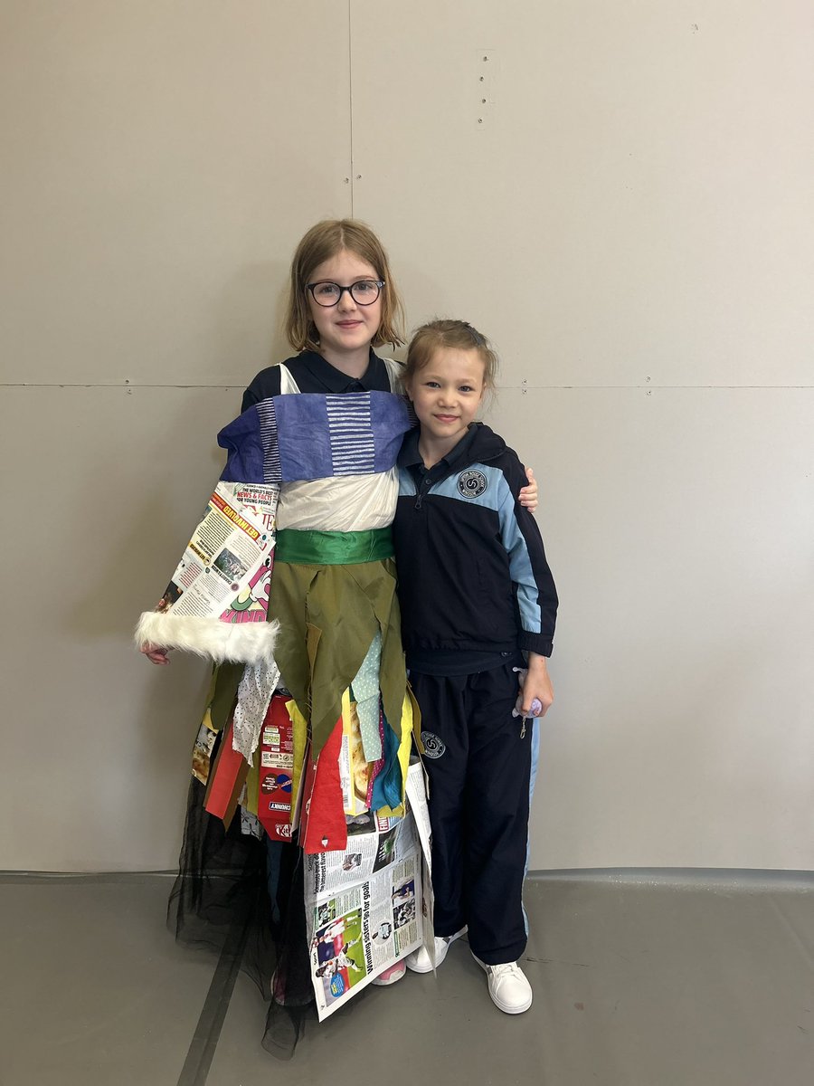 Upton House Form 5 (@uptonform5) on Twitter photo Huge shoutout to one of our brilliantly talented pupils for designing and creating this gorgeous eco-friendly dress for the ‘Prep Eco Fashion Show’, organised by two of our eco-minded school council members from <a href="/UptonForm4/">Upton House Form 4</a>! 💚♻️ <a href="/UptonHouseSch/">Upton House School</a> <a href="/UptonHead/">Rhian Thornton</a> #uptonjourney Huge shoutout to one of our brilliantly talented pupils for designing and creating this gorgeous eco-friendly dress for the ‘Prep Eco Fashion Show’, organised by two of our eco-minded school council members from <a href="/UptonForm4/">Upton House Form 4</a>! 💚♻️ <a href="/UptonHouseSch/">Upton House School</a> <a href="/UptonHead/">Rhian Thornton</a> #uptonjourney
