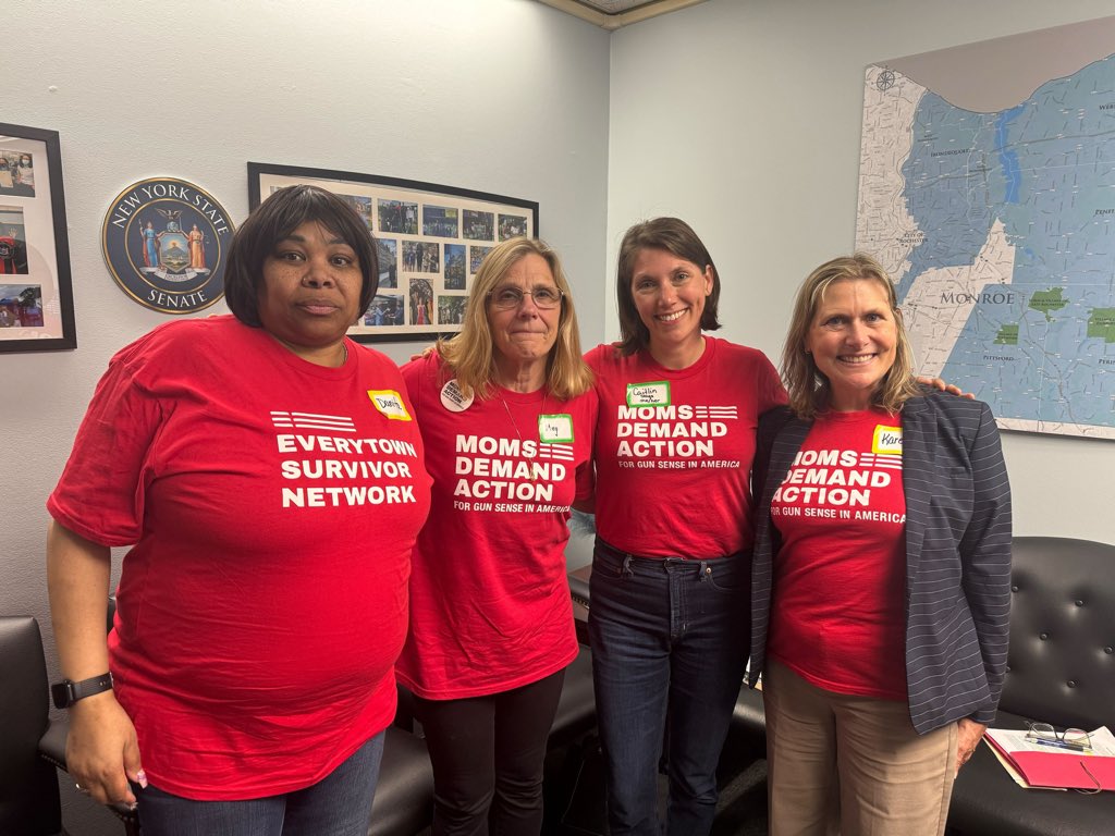 Today, my office met with Rochester area members of @everytown @momsdemandaction and @studentsdemandaction to discuss support for commonsense gun violence prevention legislation and local investments to help our communities thrive.