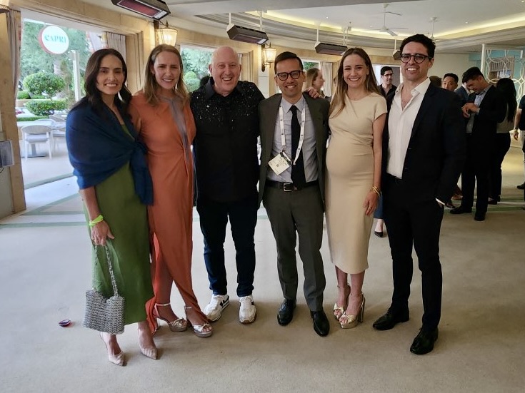 Quoc-Dien Trinh, MD, MBA (@qdtrinh) on Twitter photo Proud to announce the creation of the Elizabeth R. Sagan, MD, Endowed Chair of Female Urology at <a href="/pitt_medicine/">University of Pittsburgh School of Medicine</a>.
Dr. Sagan, a 1979 alum and the region’s first female urologist, broke barriers and paved the way for women in the field.
At our annual reception during <a href="/AmerUrological/">Amer. Urol. Assn.</a> Proud to announce the creation of the Elizabeth R. Sagan, MD, Endowed Chair of Female Urology at <a href="/pitt_medicine/">University of Pittsburgh School of Medicine</a>.
Dr. Sagan, a 1979 alum and the region’s first female urologist, broke barriers and paved the way for women in the field.
At our annual reception during <a href="/AmerUrological/">Amer. Urol. Assn.</a>
