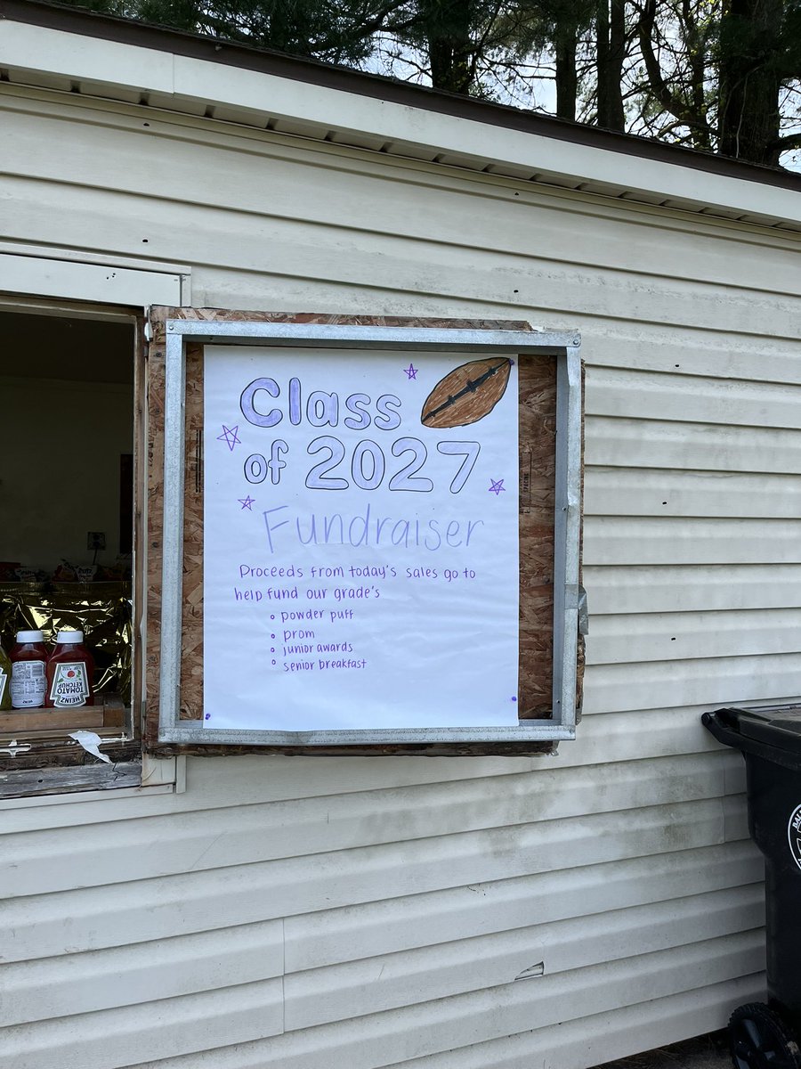 Enjoy today’s fabulous weather while supporting our PHS Outdoor Track Team! Class of 2027 will be onsite selling concessions starting at 3:30pm while the meet runs from 4-8pm