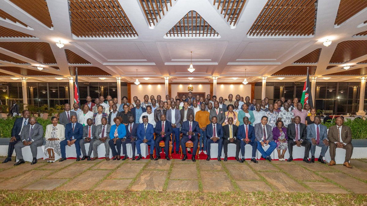 Constant consultation and unity of purpose among leaders are crucial in our endeavour to work together for inclusive national development and shared prosperity. Additionally, when leaders have a common vision, they are able to meet the needs of citizens.

Held a consultative