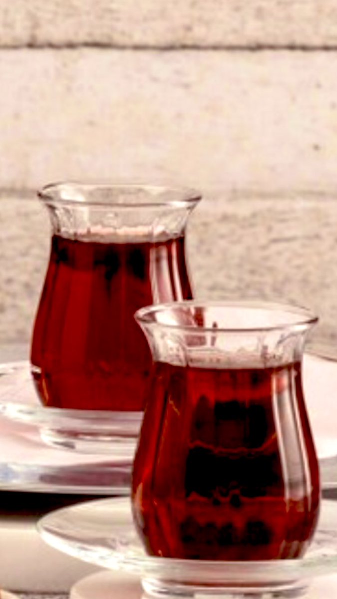 Çok  şey  istemiyorum Kİ 

            Bir sen iki çay ….