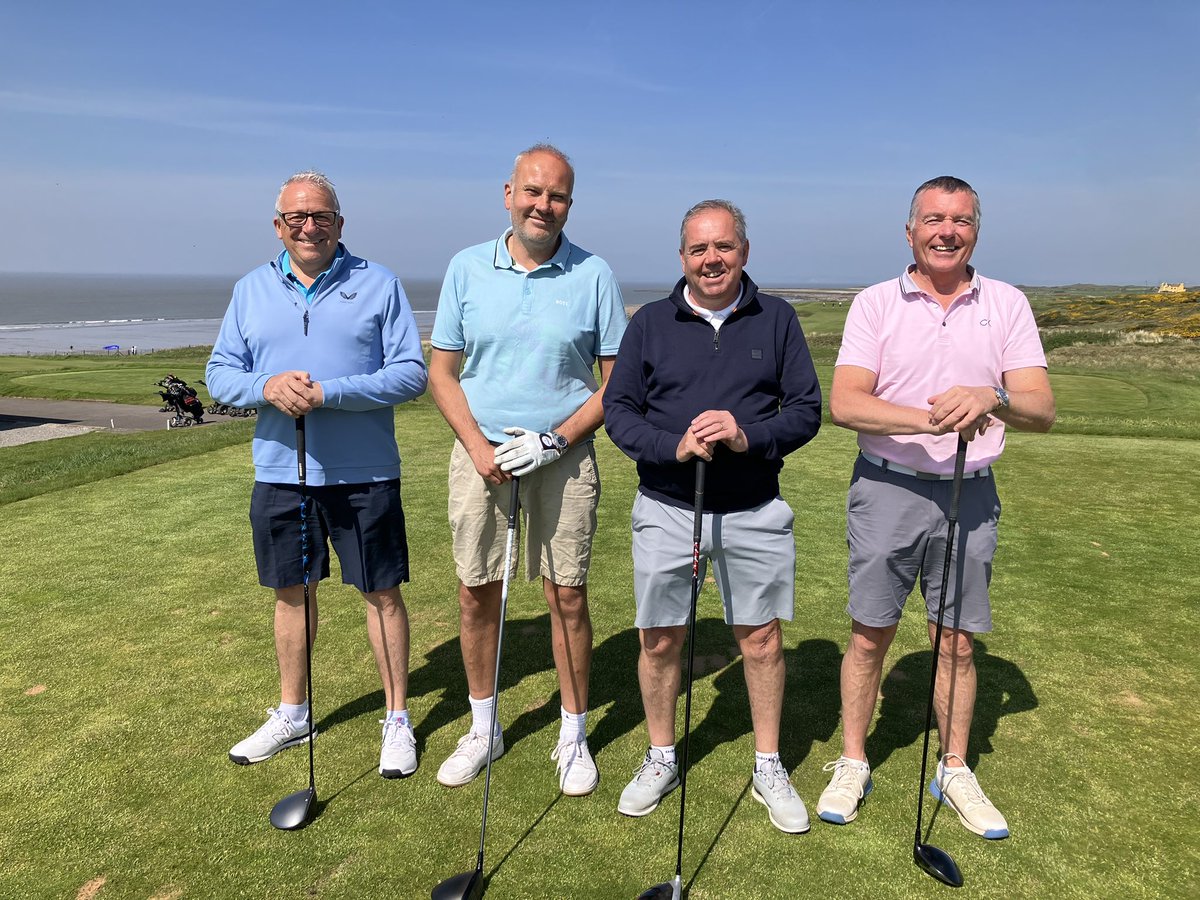 killen_simon's tweet photo. Fair play what a great day out today @Royal_Porthcawl 👍⛳️ https://t.co/abQ1KUjNNd