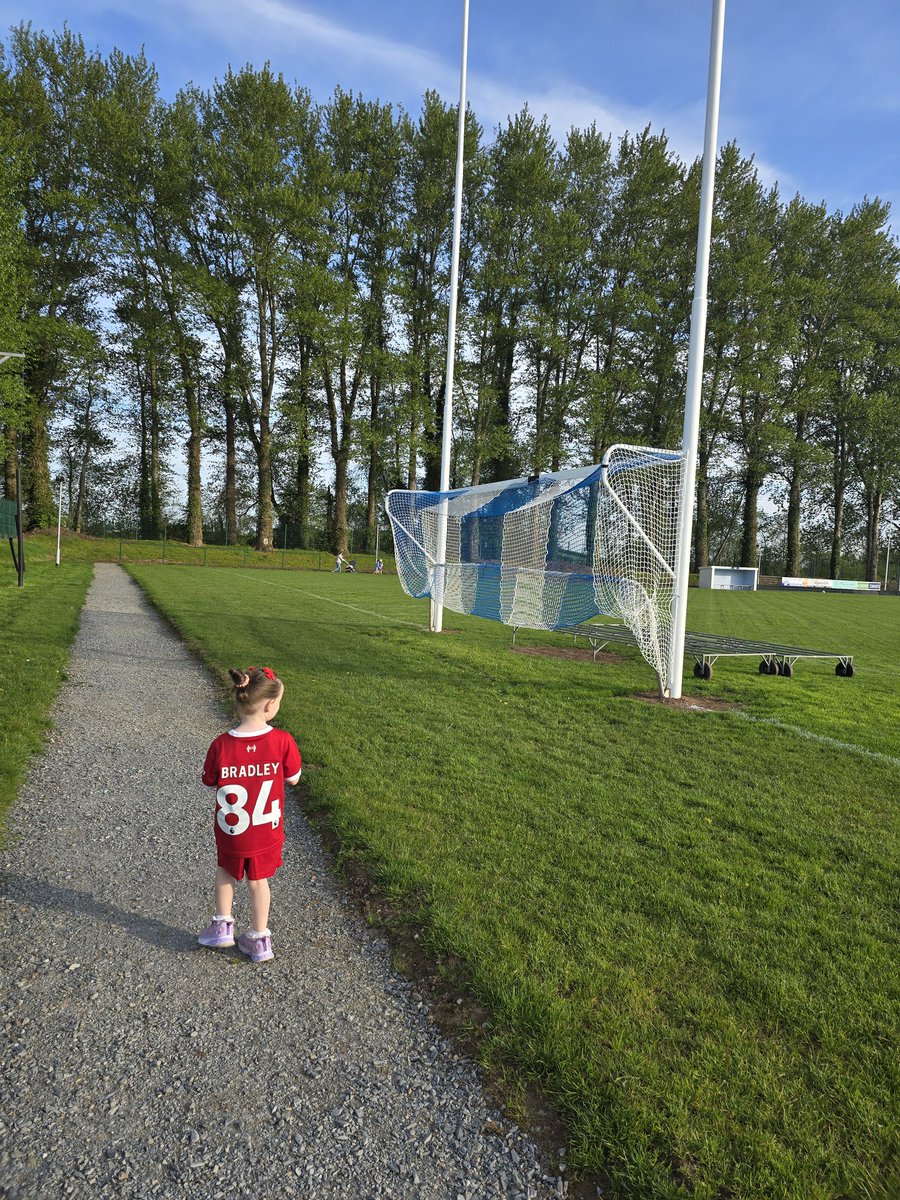 Sheena McStravick tweet media