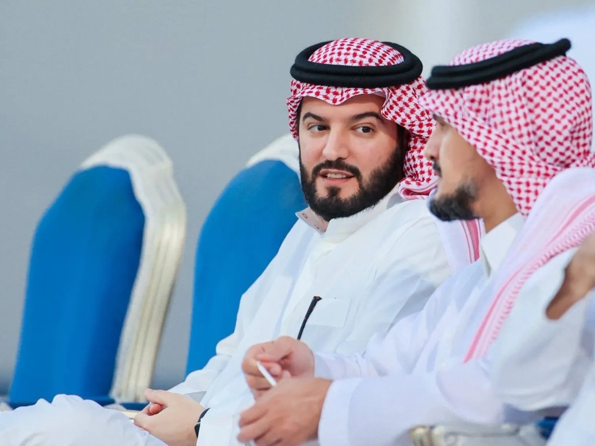 كمشجع وعاشق لهذا النادي
اتمنى ان تصل كلماتي لك

كل اللي يرضينا الان رحيلك من نادي الهلال  يابو سعد

6 سنوات مرت على رئاستك للنادي 

تم تحقيق اكثر من 13 بطولة خلال هذه السنوات

اعظم بطولتين خلال هذه السنوات اسيا ( 2019-2021 )

6 سنوات باكثر من 13 بطولةنشوفها كافية خلال فترة رئاستك