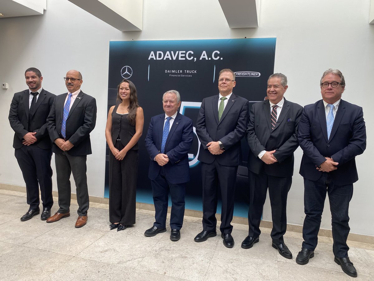 Indicador Automotriz tweet media