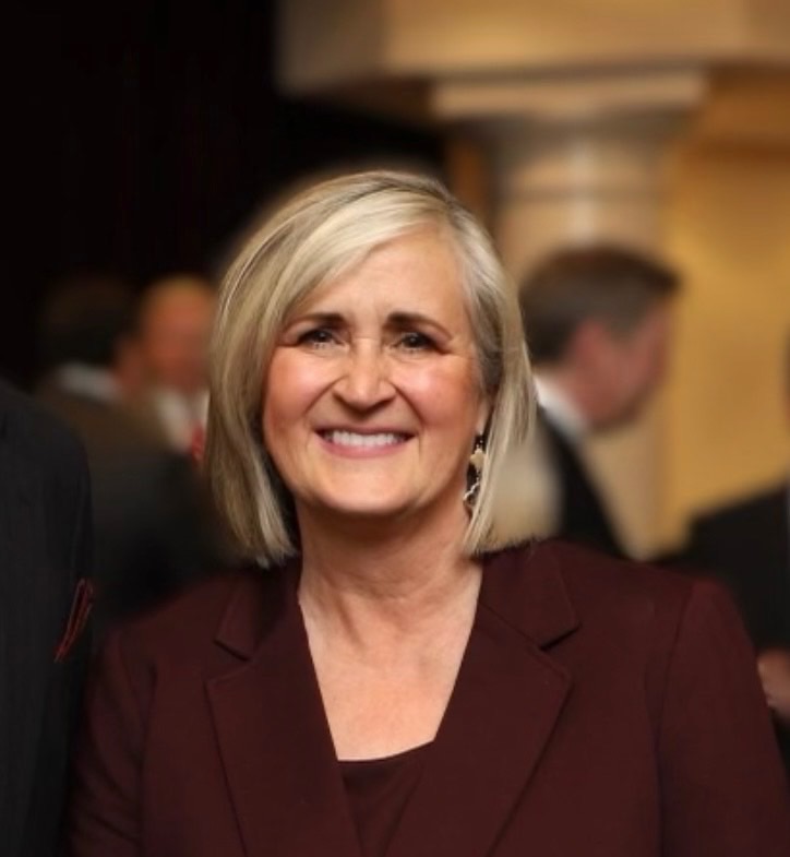 The University of Alabama School of Law is honored to welcome this year's commencement speaker, Alabama Supreme Court Chief Justice Sarah H. Stewart. The commencement ceremony will be held at Coleman Coliseum on Sunday, May 4, at 2:00 p.m.