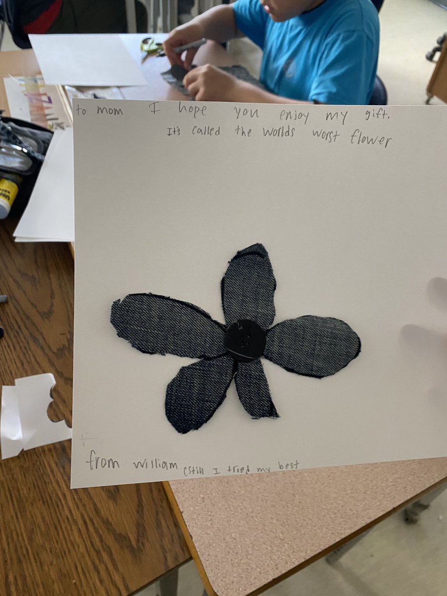 Cristina McAllister (@cristinamca41) on Twitter photo Repurposed denim turned into flowers in shades of blue, ready for mom on Mother’s Day. ❤️. <a href="/alphaSD41/">École Alpha Secondary</a> <a href="/brentwoodSD41/">BrentwoodParkSD41</a> Repurposed denim turned into flowers in shades of blue, ready for mom on Mother’s Day. ❤️. <a href="/alphaSD41/">École Alpha Secondary</a> <a href="/brentwoodSD41/">BrentwoodParkSD41</a>